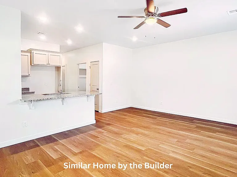 2122 SW Charles Whitlow Ave — Photo 3