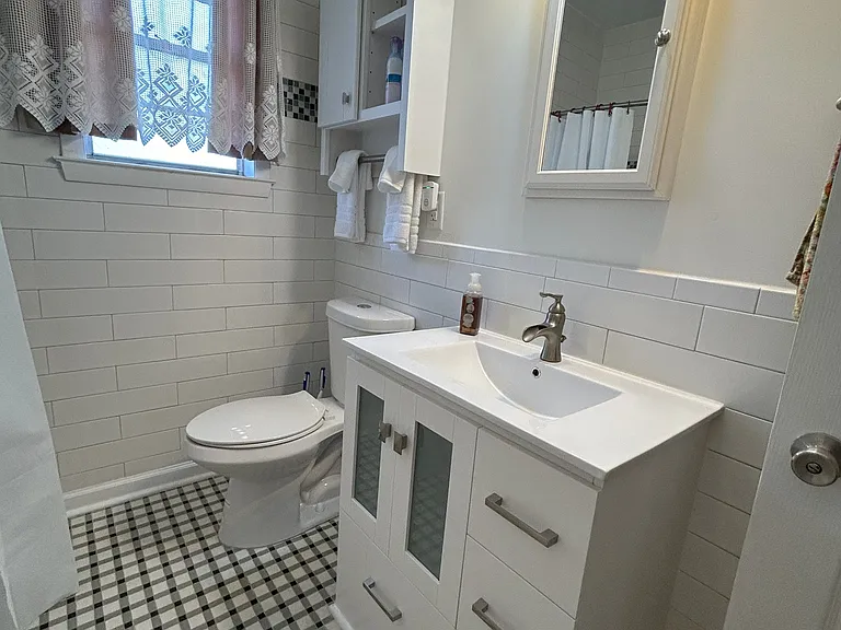 652 Windermere Blvd — Photo 9