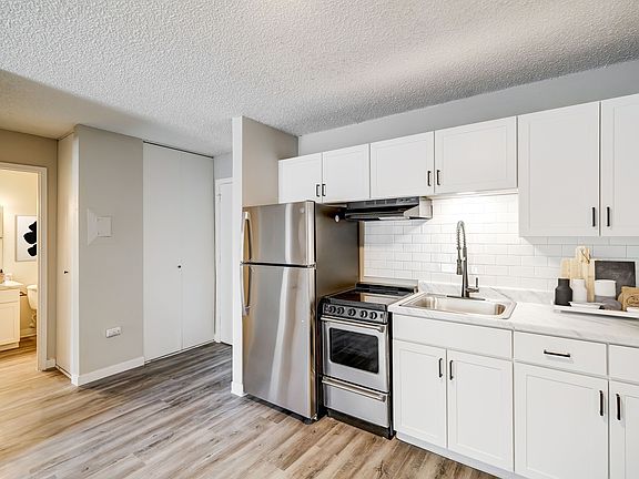 Unit Kitchen