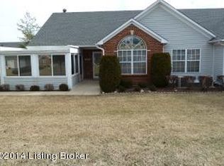 3816 Village Green Dr, Louisville, KY