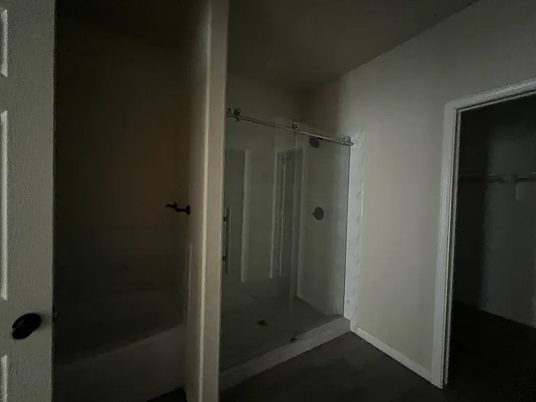 5573 Mars Ave — Photo 7