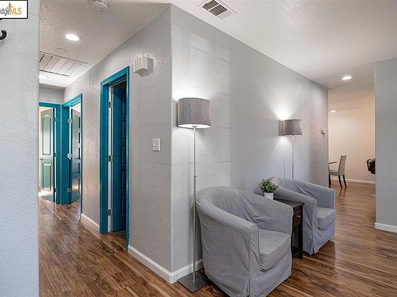 5th image of 1078 Aspen Dr