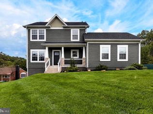 11809 Bradley Forest Rd, Manassas, VA 20112