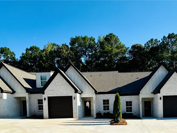 1100 Arcadia Ave #304, Auburn, AL 36830