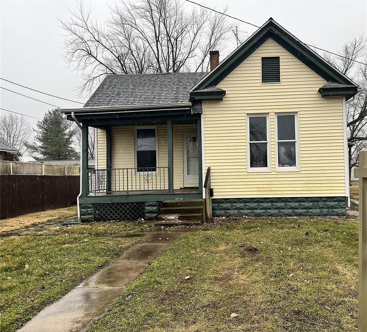 125 W Washington St, Carlinville, IL 62626 Zillow