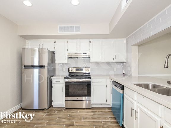 5th image of 3724 W Michigan Ave