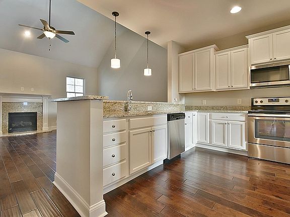 4th image of 3070 Oakwood Hills Ln Lot 25