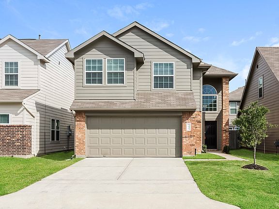3rd image of 5626 Gara River Dr