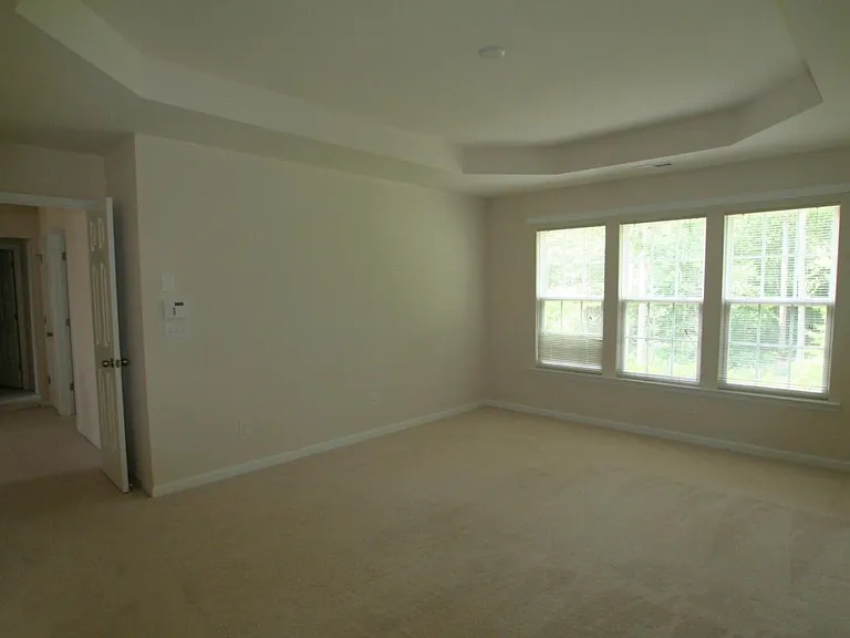 5324 Shaker Heights Ln — Photo 9