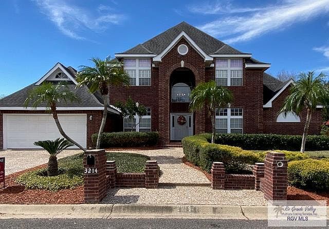 1st image of 3214 Banyon Dr