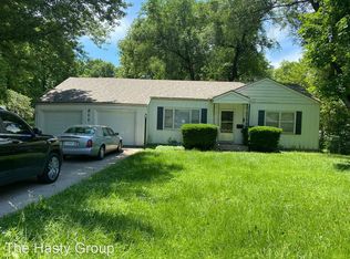 211 W Sweeney Blvd, Kansas City, MO 64114