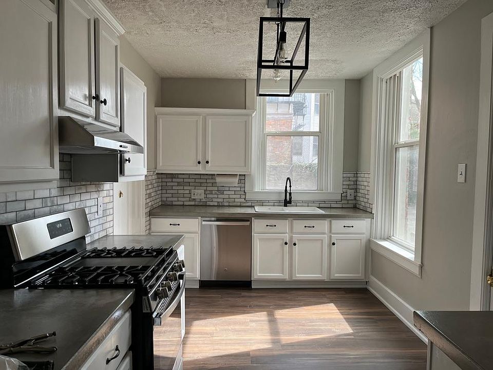 1st image of 2414 Ashland Ave #1