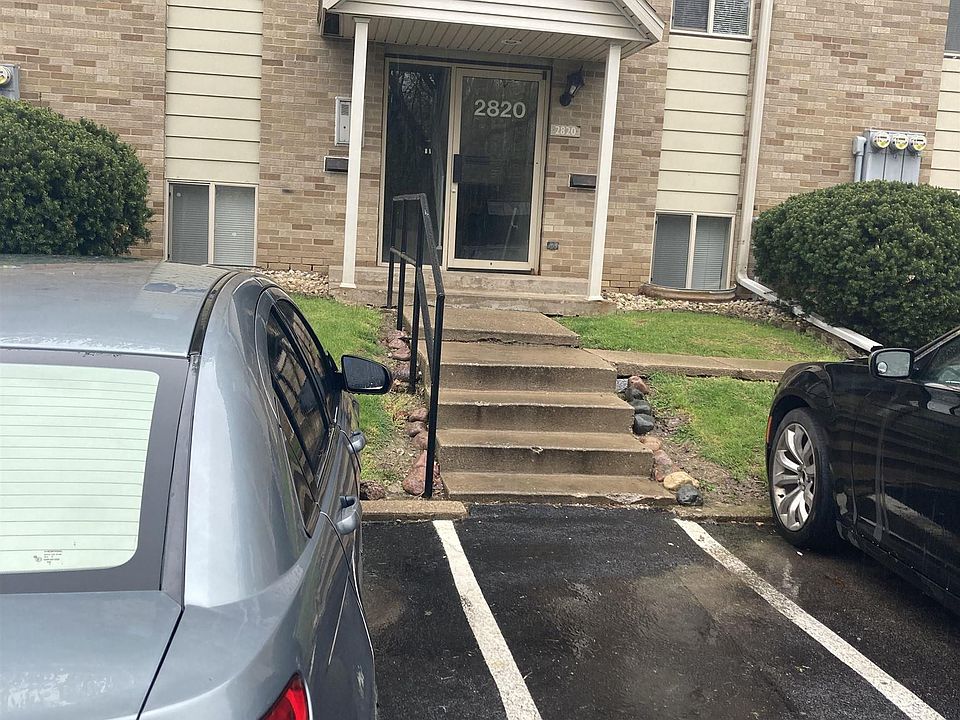 1st image of 2800 W War Memorial Dr