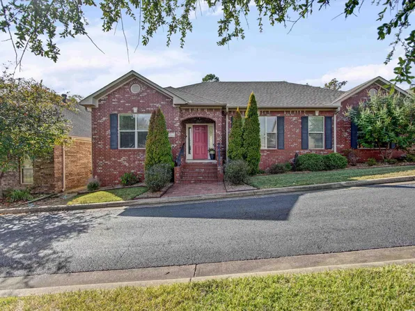 3 Graham Gdns, Hot Springs National Park, AR 71901