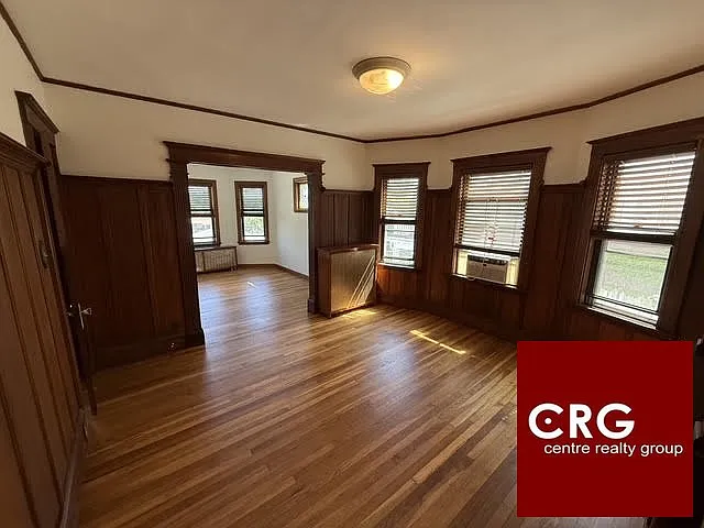 2 bed, 1.0 bath, $3,400 — Photo 3