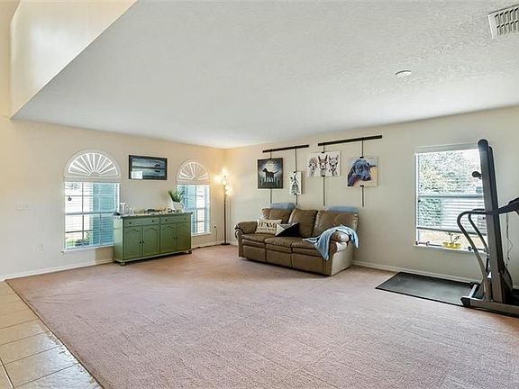 3rd image of 1962 Thorngate Ln