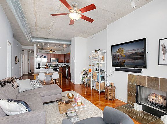3rd image of 720 N Larrabee St APT 1110