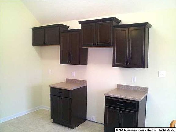 3rd image of 3225 Latimer Court Cv