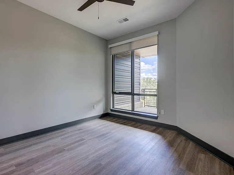 Large Room with Natural Lighting