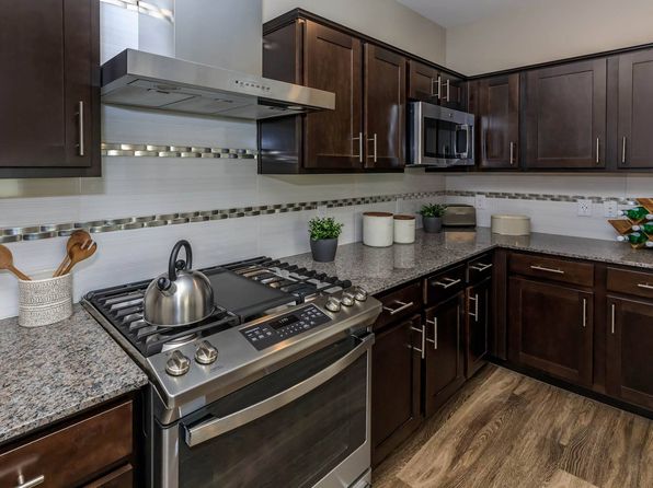 8251 W Sunset Rd UNIT 112