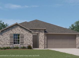 1705 S 21st St, Broken Arrow, OK 74011