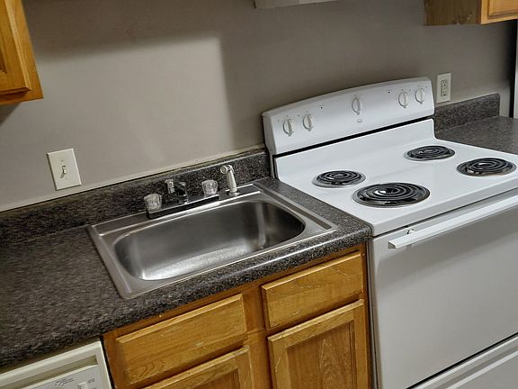 4th image of 548 Thurmond St NW