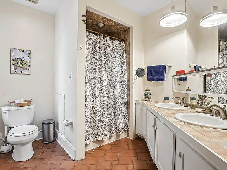 4646 Hazel Ave — Photo 34