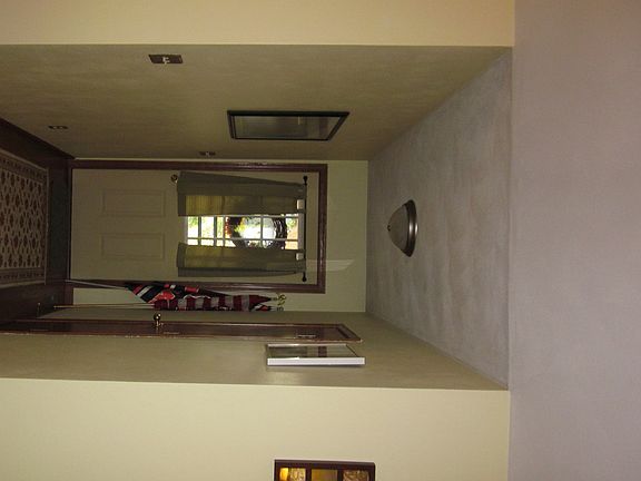5th image of 608 N Clauson Ct