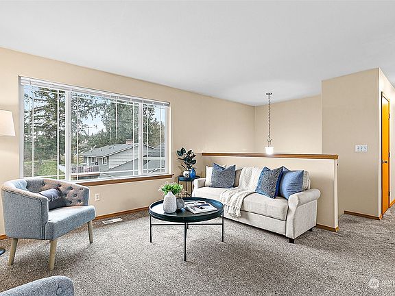 5th image of 13204 8th Avenue Ct S
