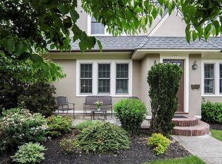 10 Pine Hill Ave, Norwalk, CT 06855