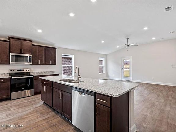 5th image of 129 Pritchard Dr