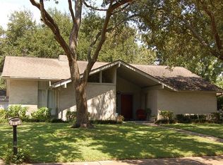 15215 Pleasant Valley Rd, Houston, TX 77062