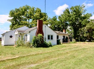 606 10th St, Grottoes, VA 24441