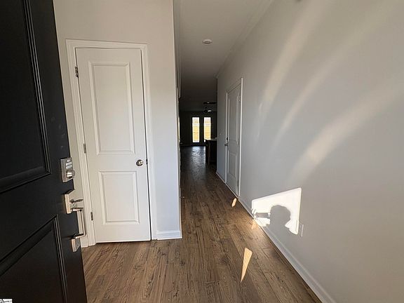 2nd image of 225 Lewes Ave