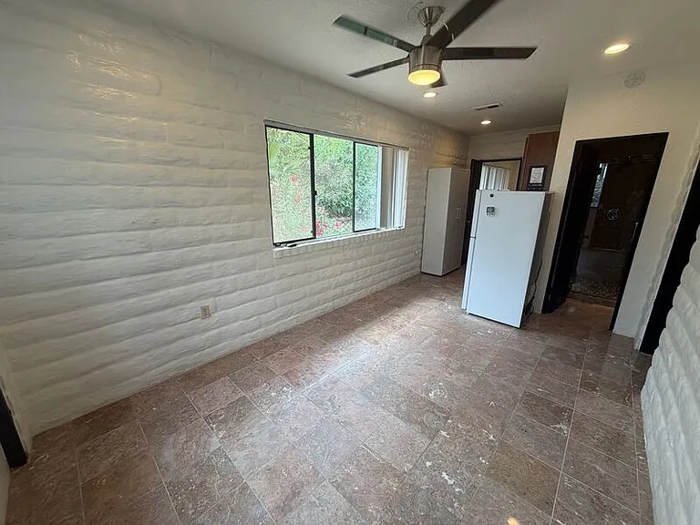 6088 De La Rosa Ln #3 — Photo 6