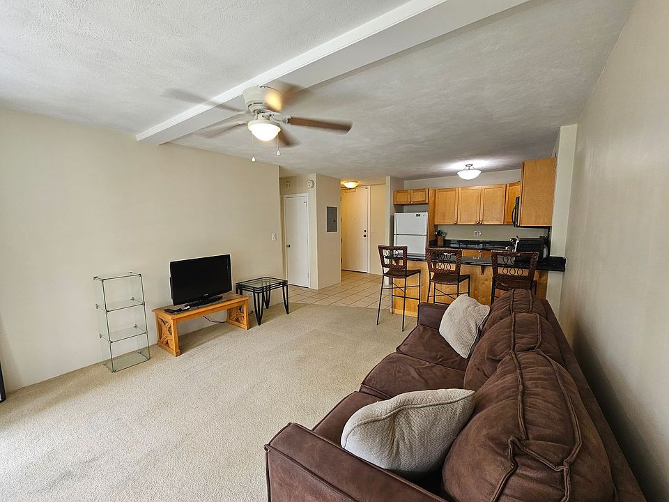 1st image of 430 Kaiolu St APT 206