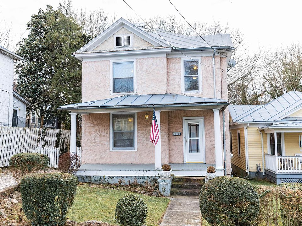 1st image of 217 Massie St