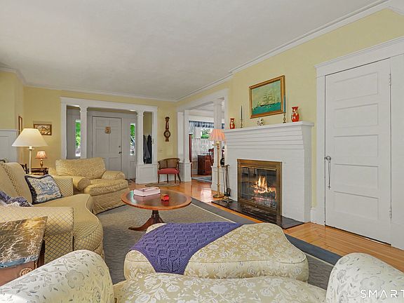 2nd image of 27 Washington Avenue