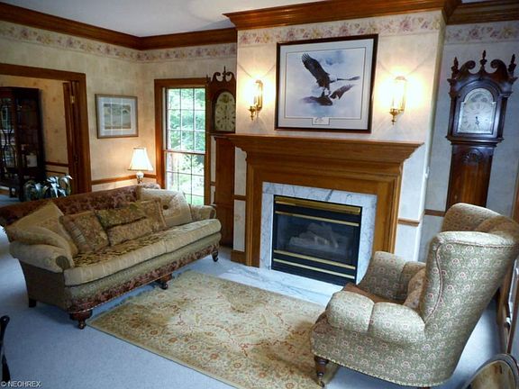 2nd image of 3977 Ramblewood Dr