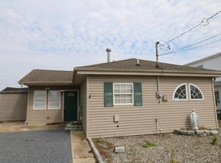 121 S Captains Dr, Little Egg Harbor, NJ 08087