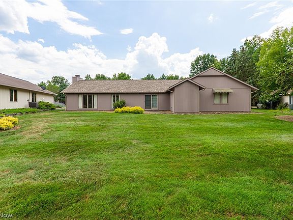 3rd image of 21616 Meadows Edge Ln