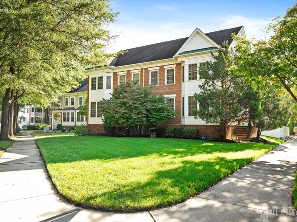 26 Malsbury St, Robbinsville, NJ 08691