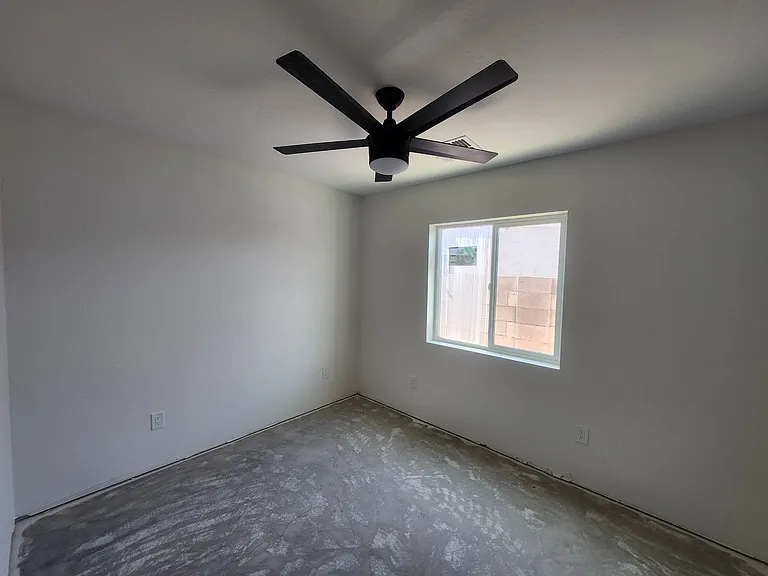 824 N 11th Ave #3 — Photo 12