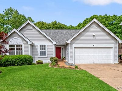 19 Big Bend Station Ct, Manchester, MO, 63088