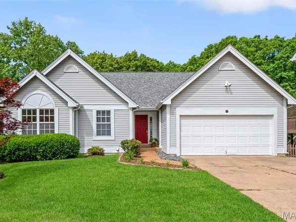 19 Big Bend Station Ct, Valley Park, MO 63088