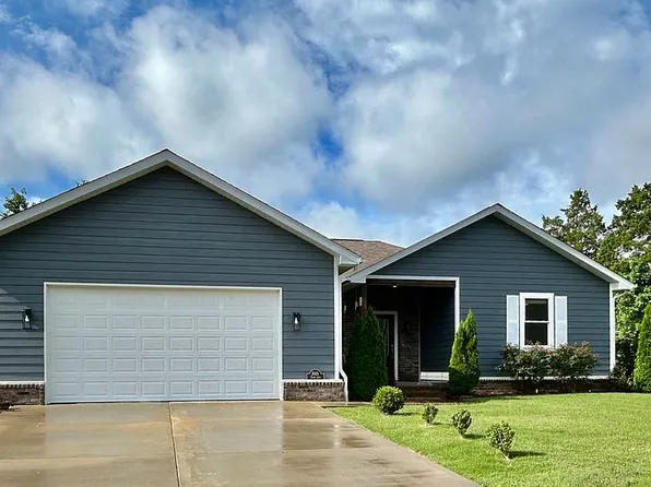 2005 Osage Ln, Mountain Home, AR 72653