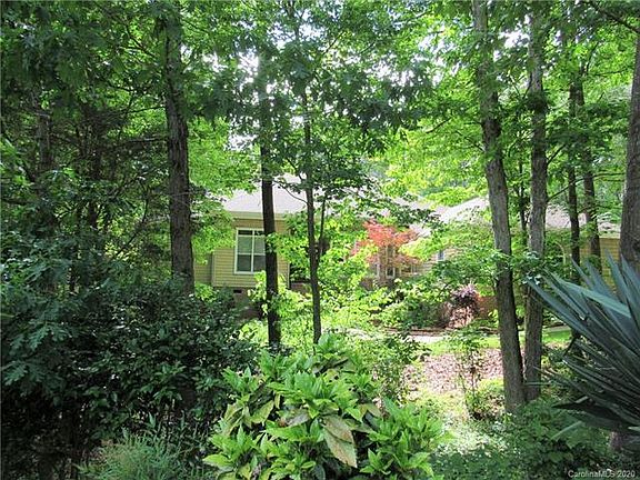 4th image of 126 Shavender Dr