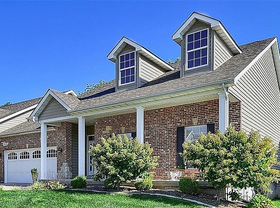 2nd image of 5249 Hollow Wood Ct