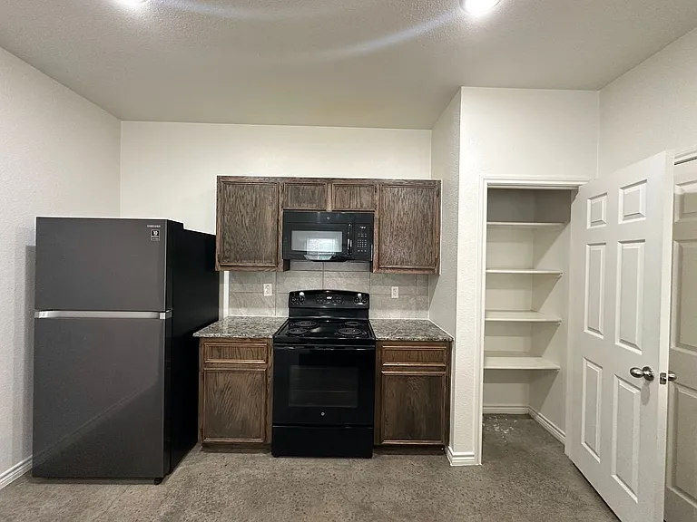 5814 Harriet Tubman Ave — Photo 10
