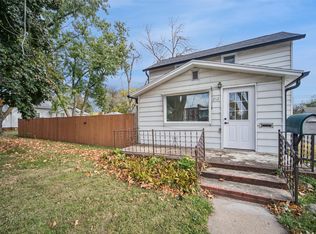 212 Nile Kinnick Dr N, Adel, IA 50003